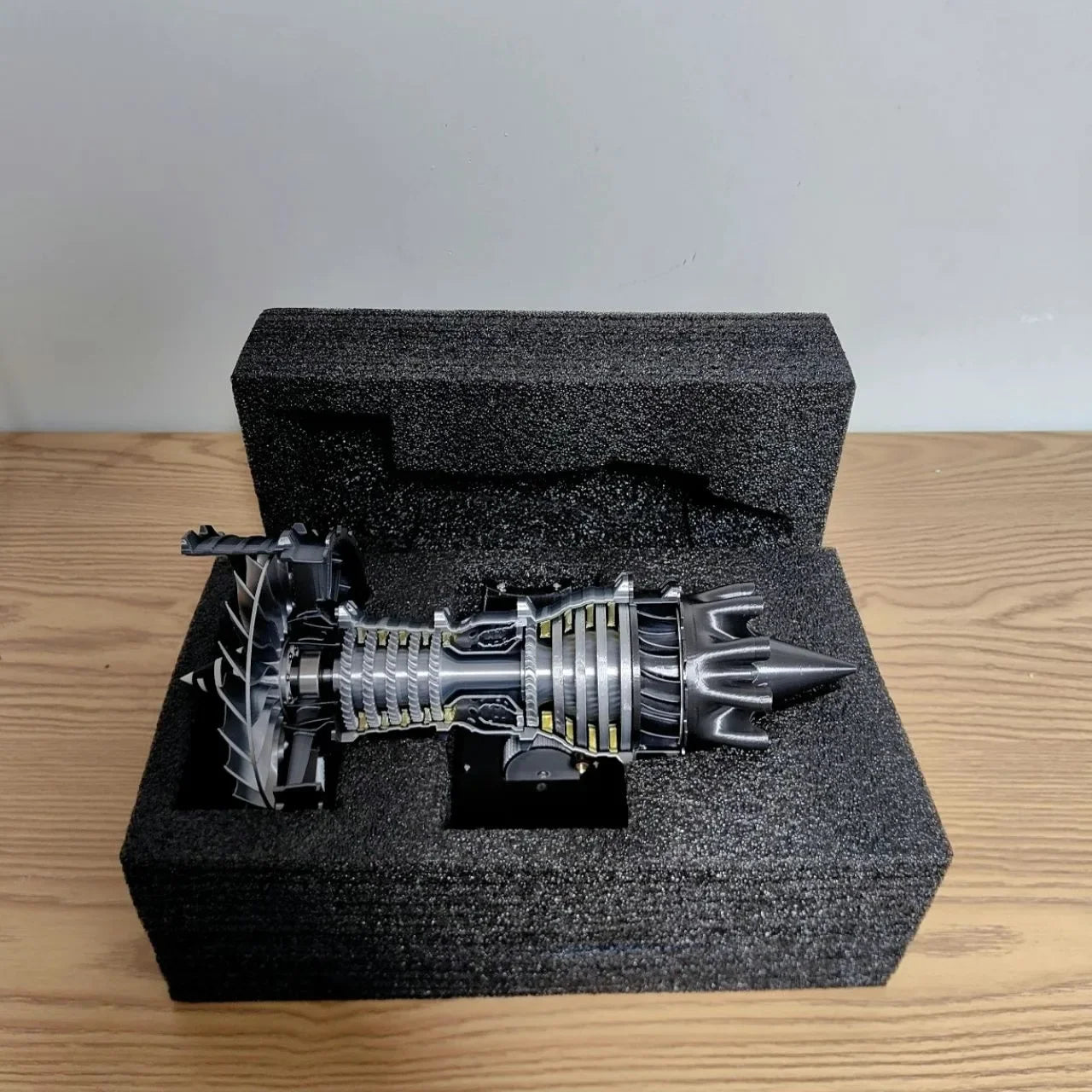 Upgrade TR900 Turbofan Engine Model DIY Assembly Kit High-speed Aircraft Jet Engine 3D Printing Experimental Toy - Finished